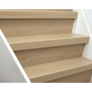 Ekofloors Eko Stairs Amoer Trapbekleding - PVC Traprenovatie overzettreden