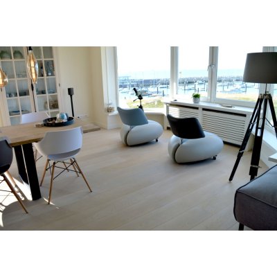 Royal Dutch Floor W08 White Wash Witte Eiken Houten Vloer - Geborsteld & Geolied